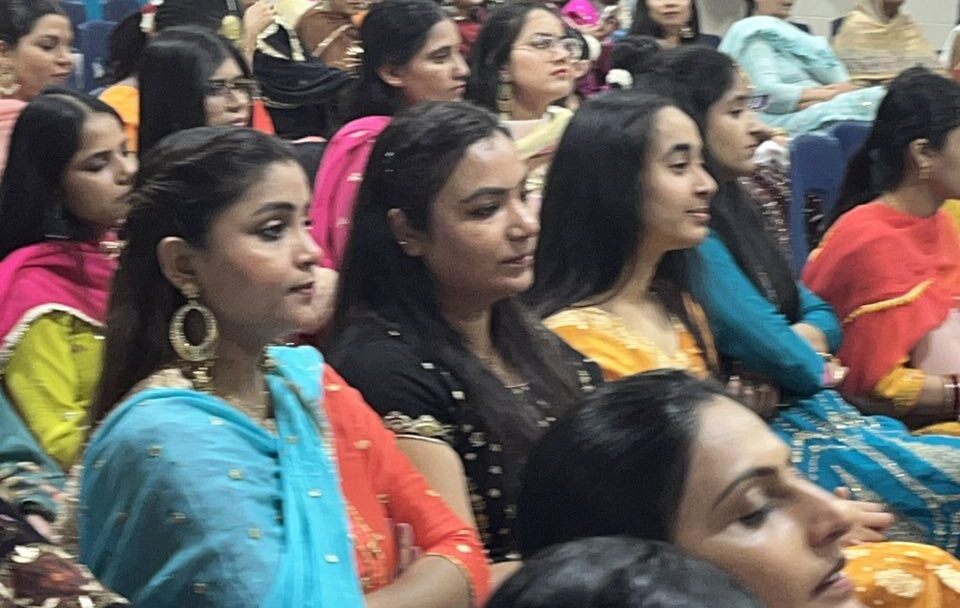 550539371_122120229548968381_7583894422236758767_n